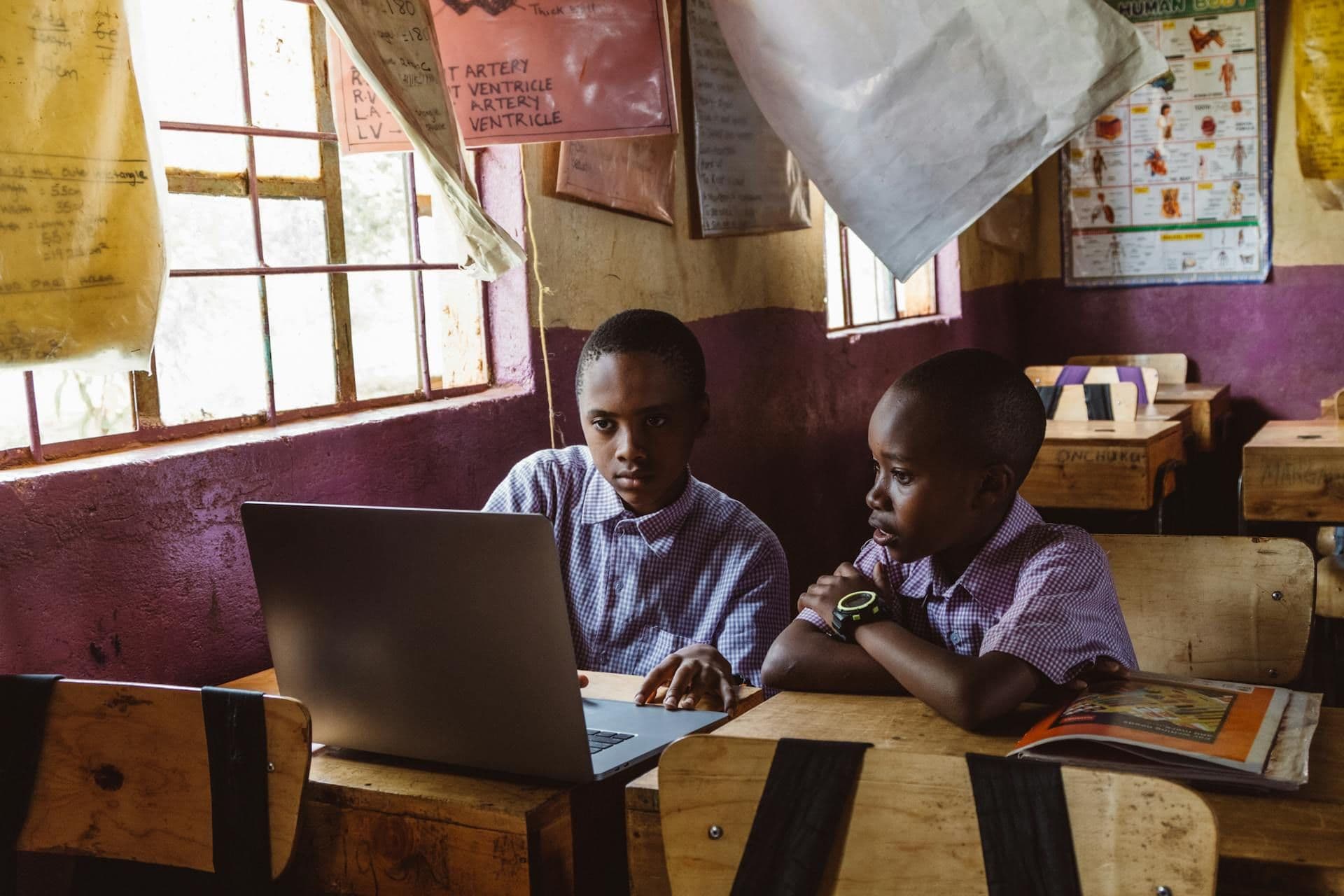 Bridging the Digital Divide: Modern Learning Challenges in African Schools
